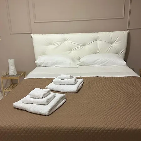 Happy Fly 3* נאפולי