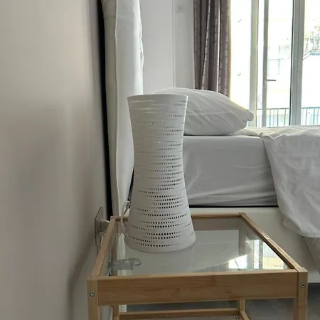 Πανσιόν Happy Fly