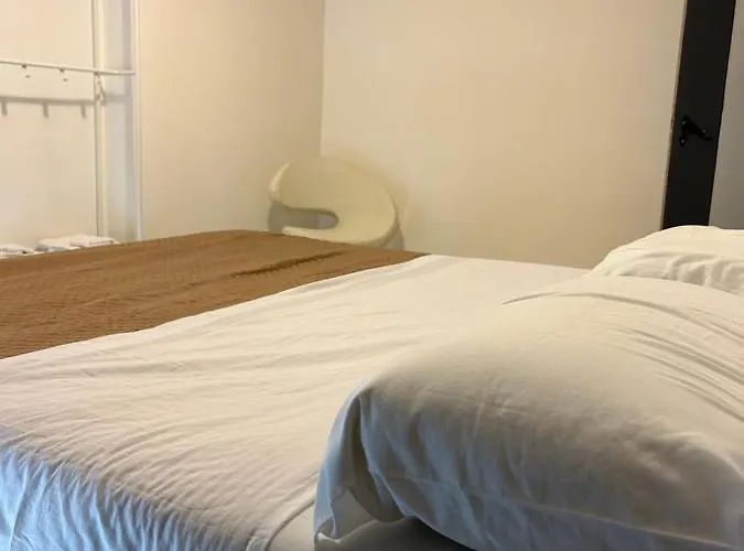 ゲストハウス Happy Fly